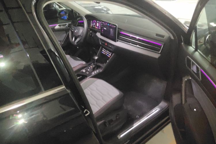 Used Volkswagen Tiguan L 2023 380TSI Automatic All-Wheel Drive R-Line Flagship 7-Seater