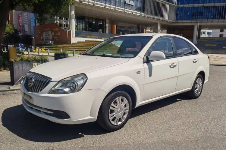 Used Buick Excelle 2015 1.5L Automatic Classic Model
