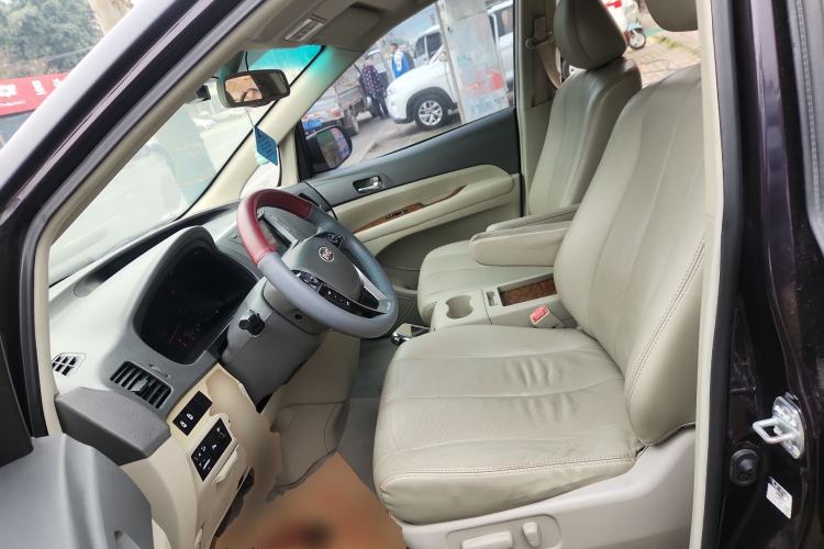 Used BYD M6 2013 2.4L Automatic Prestige Model
