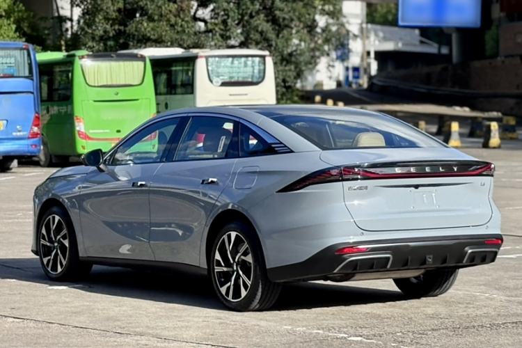 Used  L6 2023 125km Starship
