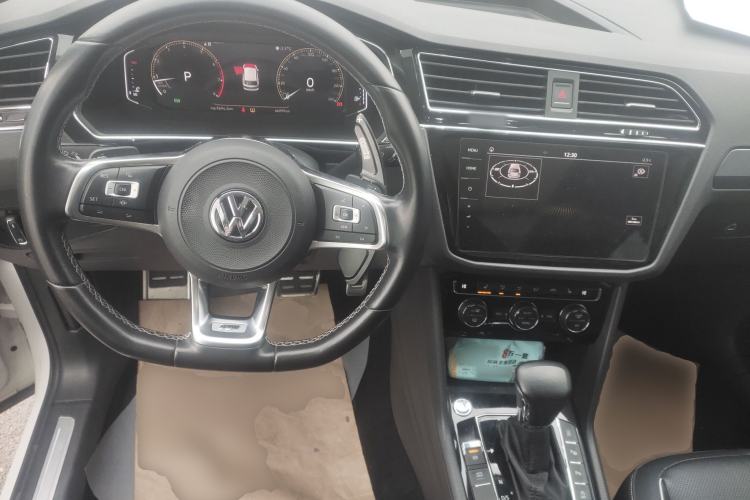 Used Volkswagen Tiguan L 2019 330TSI Automatic Two-Wheel Drive R-Line Flagship Edition China V Standard
