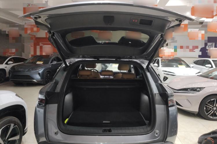 Used BYD Song L DM-i 2024 160km Beyond Edition
