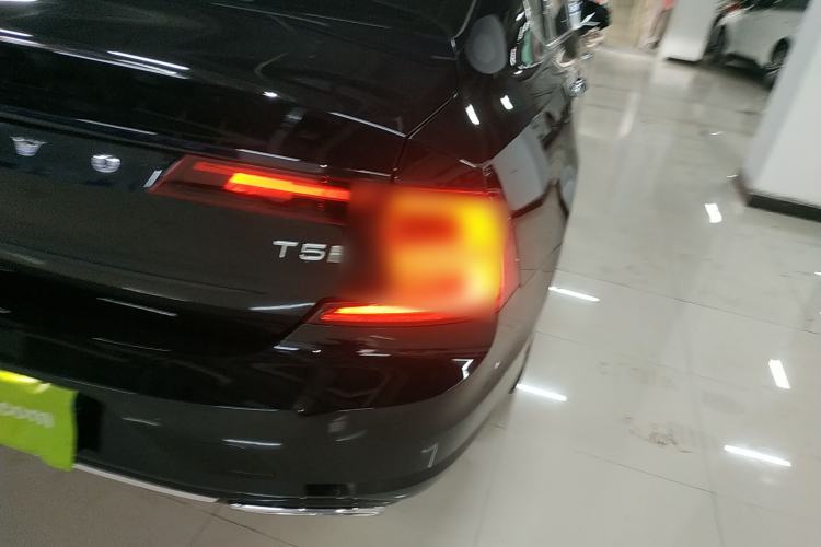 Used Volvo S90 2020 T5 Zhiyi Luxury Edition

