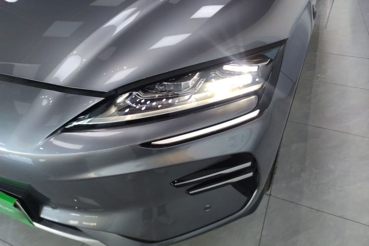 Used BYD Song PLUS New Energy 2025 EV 520km Premium Version
