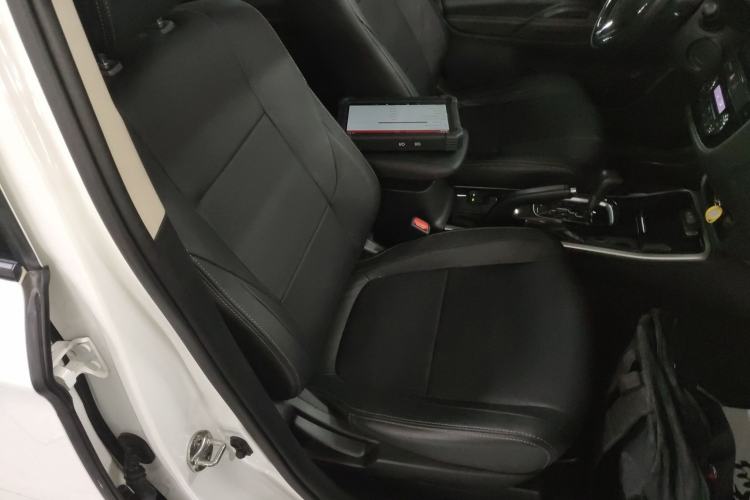 Used Mitsubishi Outlander 2017 2.0L Two-Wheel Drive Glory Edition 5 Seats
