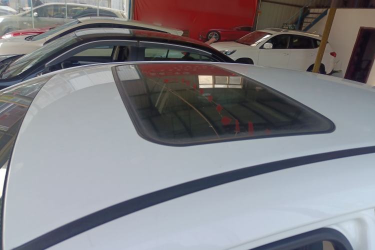 Used BYD Surui 2015 Revised Version 1.5L Automatic Luxury Edition
