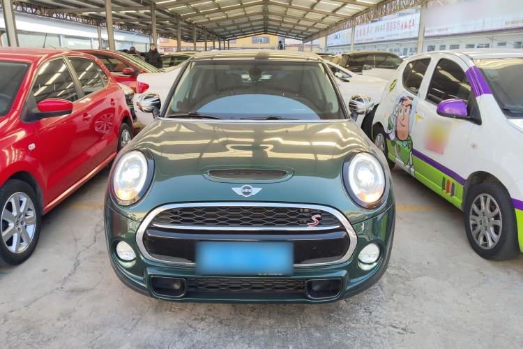 Used  MINI 2016 2.0T COOPER S Pioneer Edition Five-Door Model
