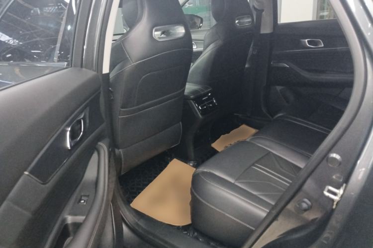 Used Changan UNI-K 2023 2.0T Two-Wheel Drive YueShang Trim