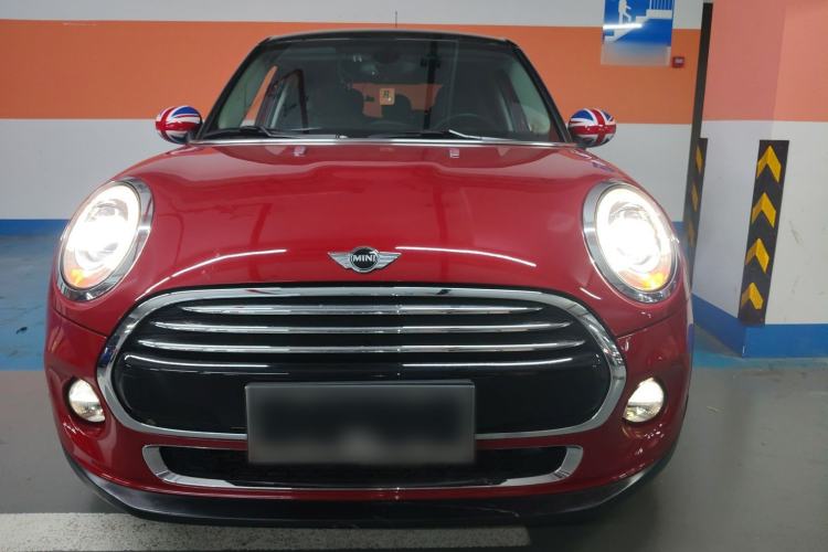 Used  MINI 2016 1.5T COOPER Pioneer Edition Five-Door Model
