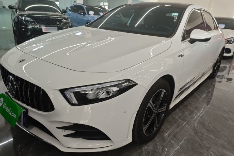 Used Mercedes-Benz A-Class 2022 Revised Version A 200 L Sport Sedan Fashionable Style
