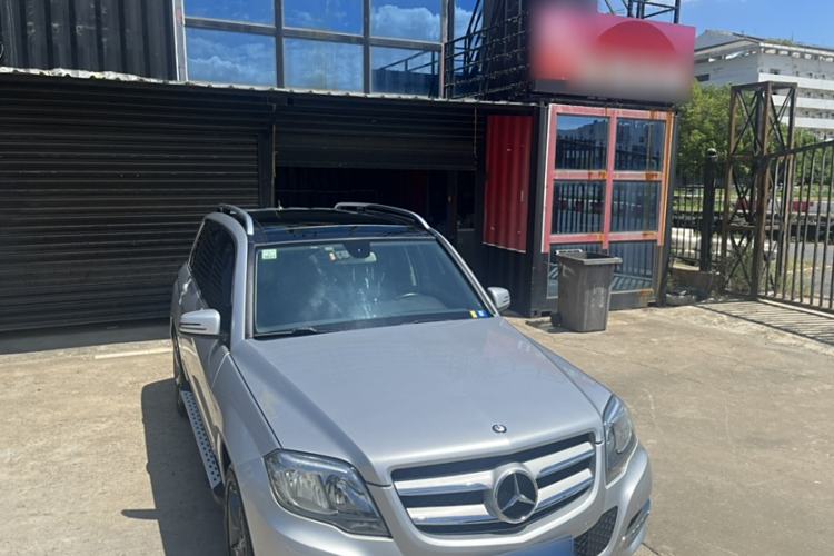 Used Mercedes-Benz GLK-Class 2013 GLK 300 4MATIC Dynamic Sunroof Model