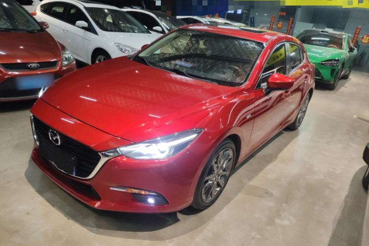 Used Mazda Mazda 3 Axela 2017 Hatchback 2.0L Automatic Sport Model China V Emission Standard