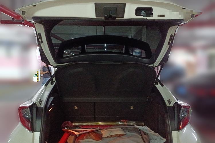 Used Toyota C-HR 2018 2.0L Luxury Sunroof Version China VI Standard
