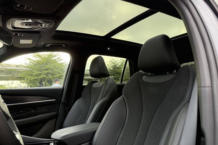 Used Geely Auto Monjaro L 2024 2.0TD High-Power Automatic Two-Wheel Drive Skyline Edition
