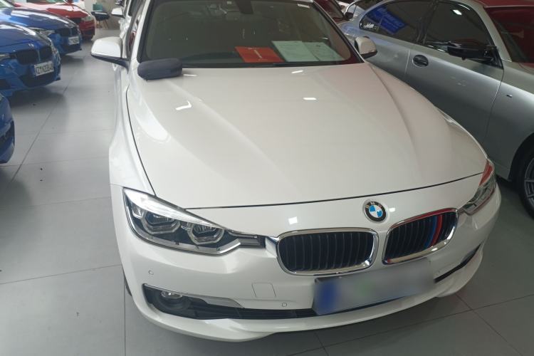 Used BMW 3 Series 2016 320Li Ambition Model

