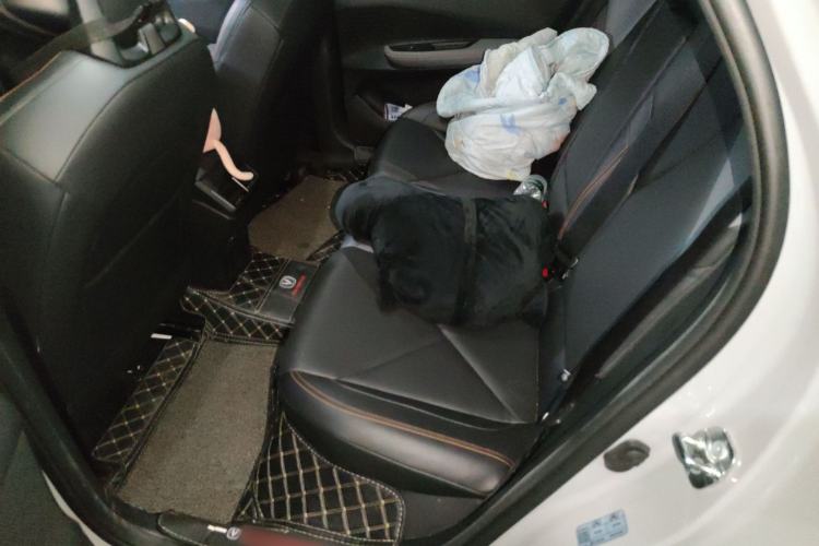 Used Changan UNI-V 2022 1.5T Smart Navigation Version
