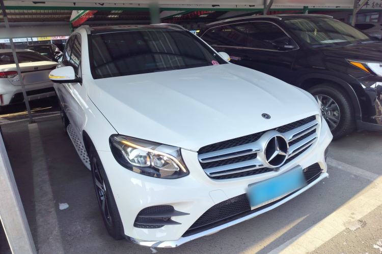 Used Mercedes-Benz GLC 2017 GLC 260 4MATIC Luxury Model
