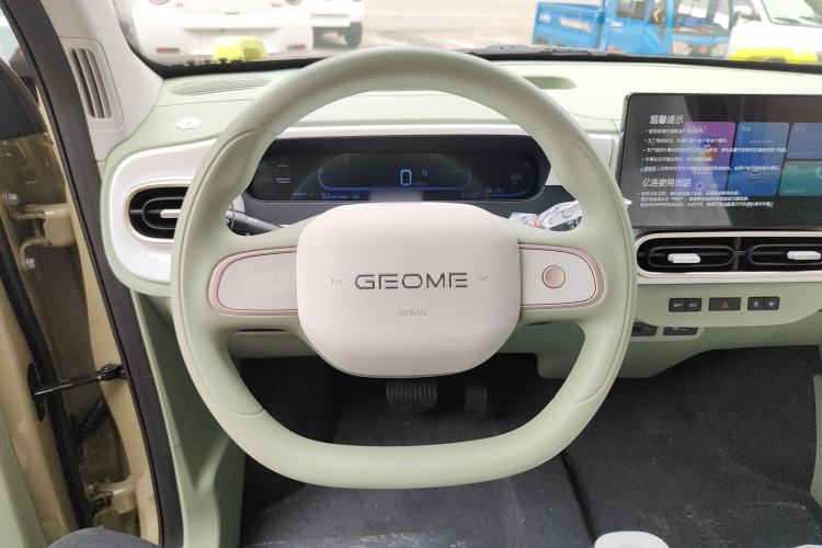 Used  Panda 2025 210km Panda Rider
