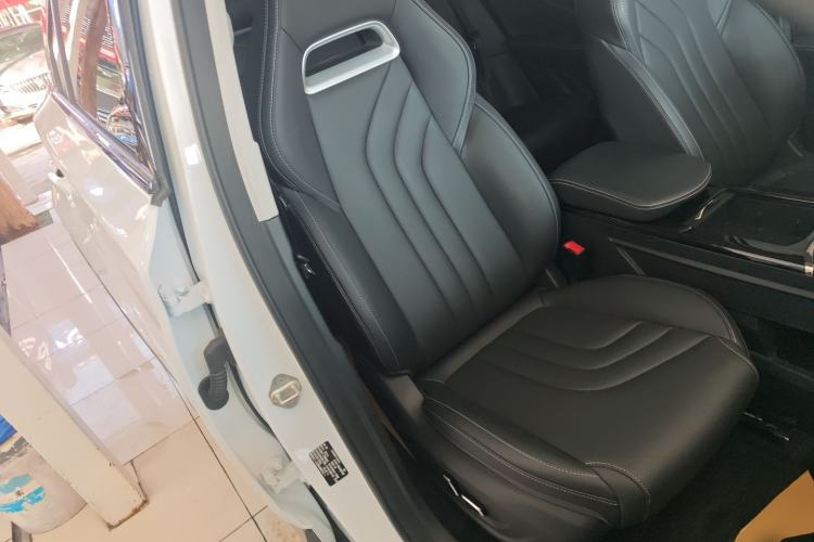 Used NETA U 2022 Zhi400 Pro Ternary Lithium
