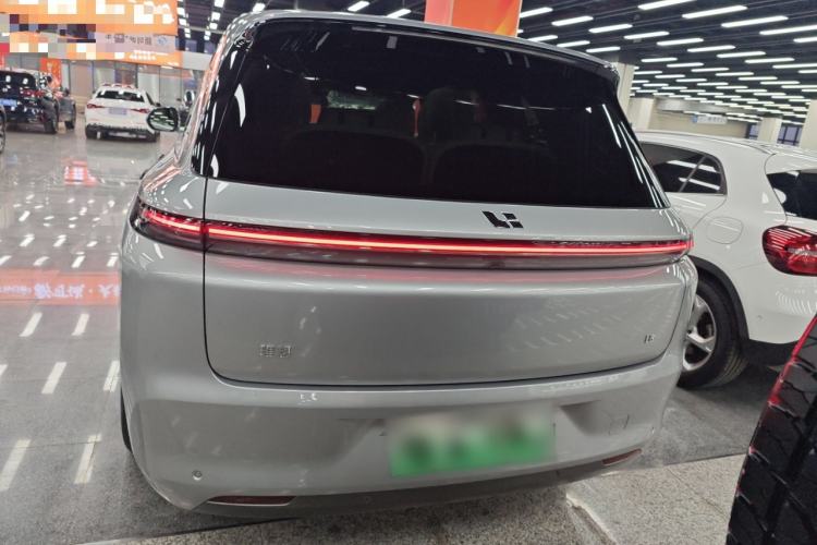 Used Li Auto L8 2023 Pro Model
