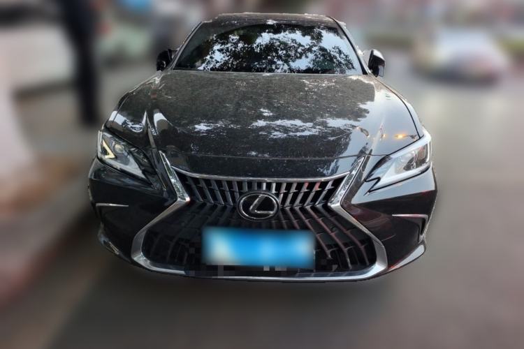 Used Lexus ES 2023 200 Excellence Edition