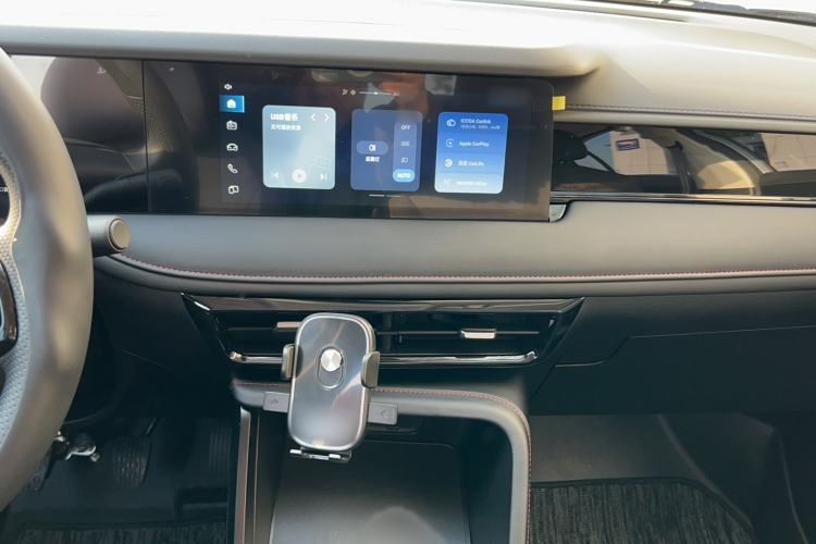 Used Roewe i5 2023 1.5L Manual Comfort Edition
