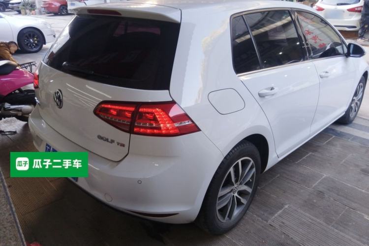 Used Volkswagen Golf 2016 230TSI Automatic Luxury Version
