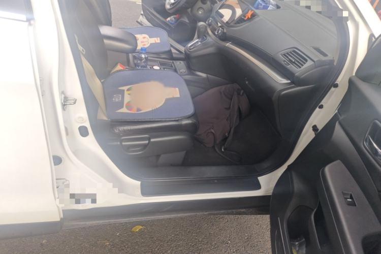 Used Honda CR-V 2016 2.0L two-wheel drive Urban Edition
