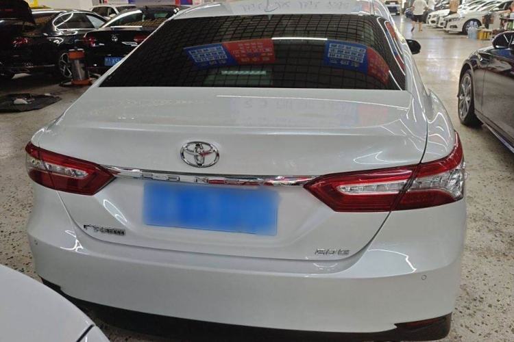 Used Toyota Camry 2021 2.0G Luxury Edition
