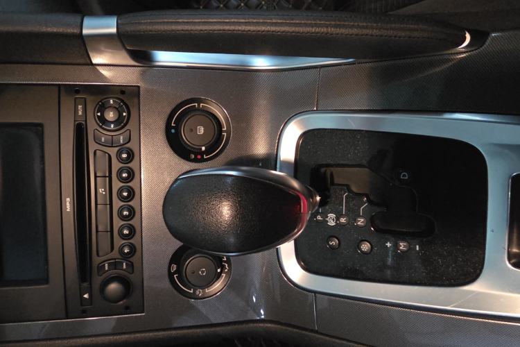 Used Peugeot 3008 2016 1.6THP Automatic Classic Edition
