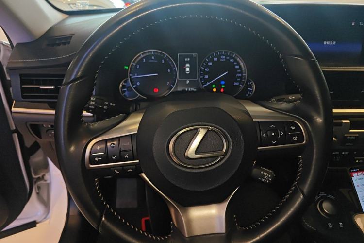 Used Lexus ES 2015 200 Elite Edition
