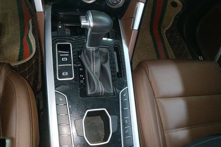 Used Haval H7 2019 2.0T Smart Enjoyment Version China VI Standard
