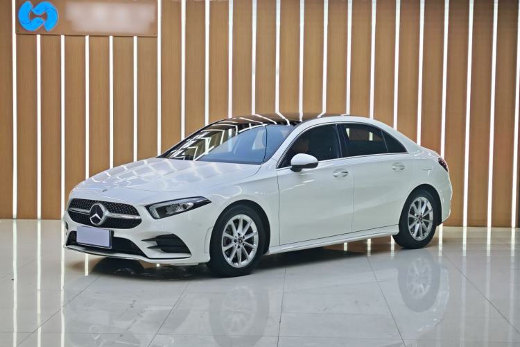 Used Mercedes-Benz A-Class 2021 A 200 L Sport Sedan Fashion Model
