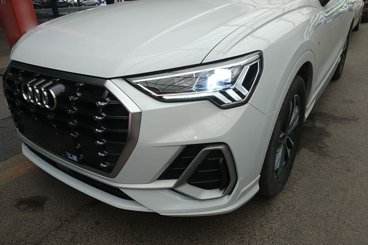 Used Audi Q3 2022 35 TFSI Progressive Dynamic Edition