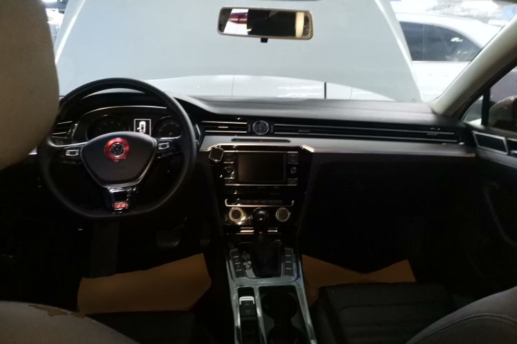 Used Volkswagen Magotan 2018 330TSI DSG Advanced Model