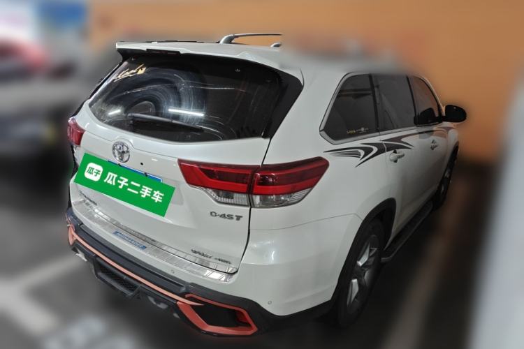 Used Toyota Highlander 2018 2.0T Four-Wheel Drive Prestige Version 7 Seats China V Emission Standard
