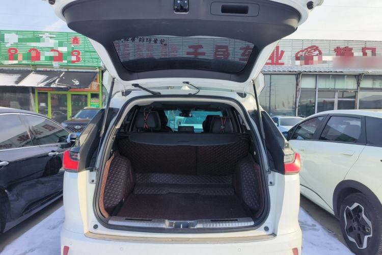 Used Honda Breeze 2023 240TURBO Two-Wheel-Drive Luxury Edition 5 Seats
