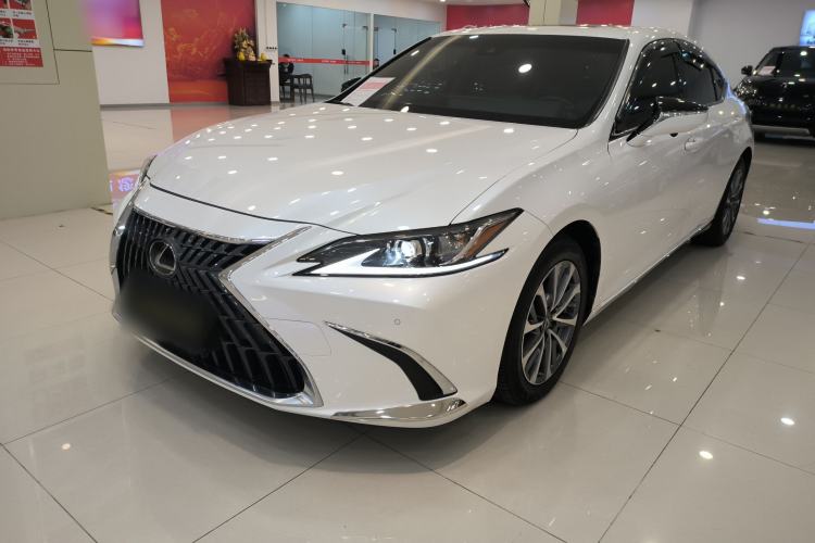 Used Lexus ES 2022 300h Excellence Edition