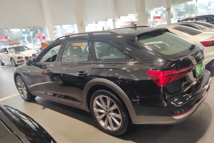 Used Audi A6 2024 allroad quattro 55 TFSI Prestige Off-Road Model