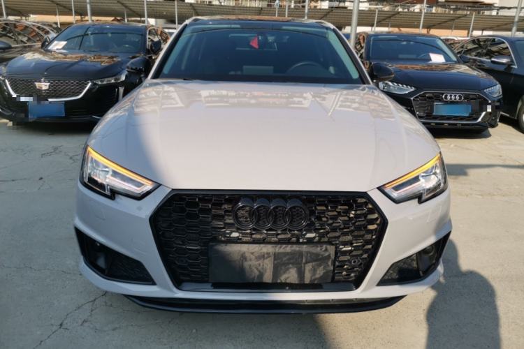 Used Audi A4L 2019 40 TFSI Fashion Version China V
