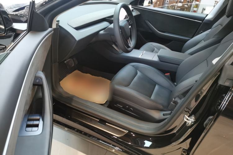 Used Tesla Model 3 2023 Long-Range All-Wheel-Drive Version
