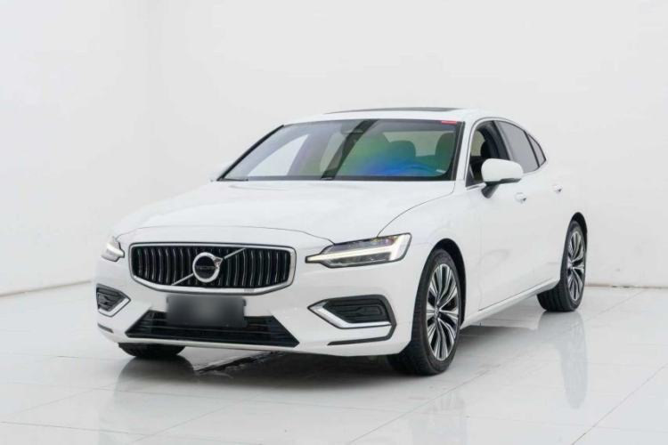 Used Volvo S60 2024 B4 Zhiyuan Luxury Edition