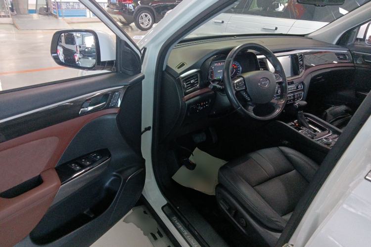 Used GAC Trumpchi GS8 2017 320T Four-Wheel Drive Luxury Smart Connectivity Version (7 Seats)