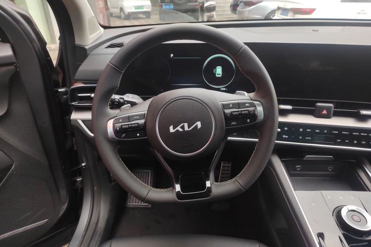 Used Kia Sportage (Chinese Domestic Model) 2025 2.0T Two-Wheel Drive Prestige Smart Edition
