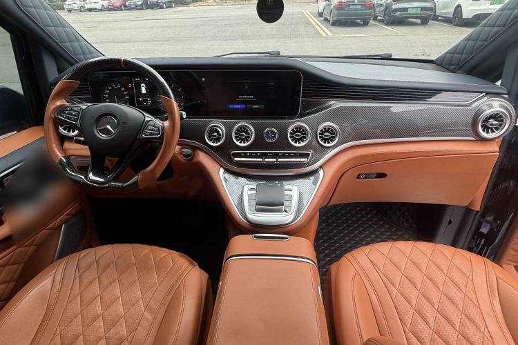 Used Mercedes-Benz Vito 2023 2.0T Elite Version 7 Seats