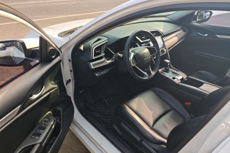 Used Honda Civic 2019 220TURBO CVT Dynamic Edition China VI