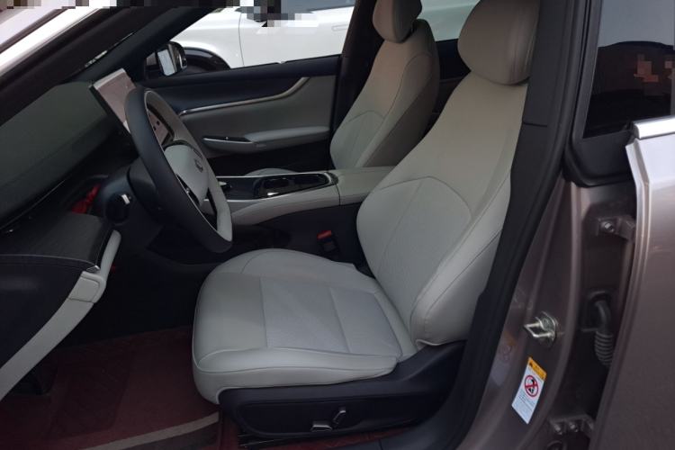 Used  A07 2025 All-Electric "Real Bargain" 525 Luxury Model
