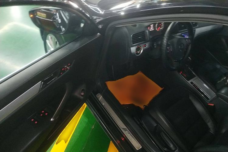 Used Volkswagen Passat 2014 1.8TSI DSG Prestige Edition
