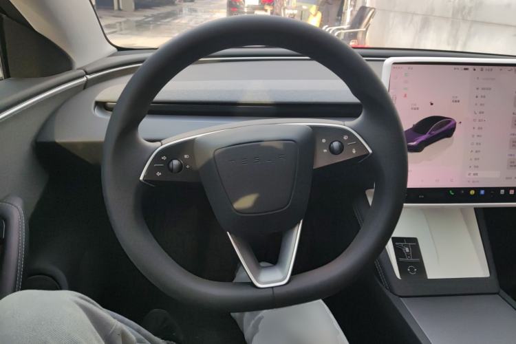 Used Tesla Model 3 2023 Rear-Wheel-Drive Version
