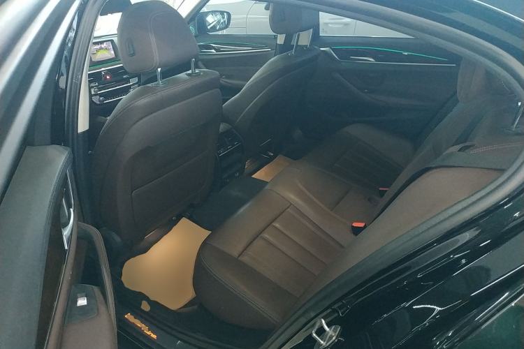 Used BMW 5 Series 2019 525Li Luxury Package
